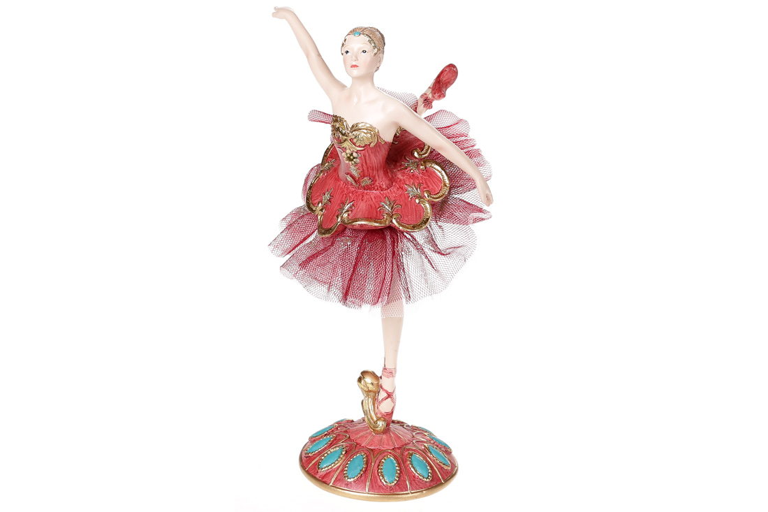 Ballerina  in Baroque style figurine