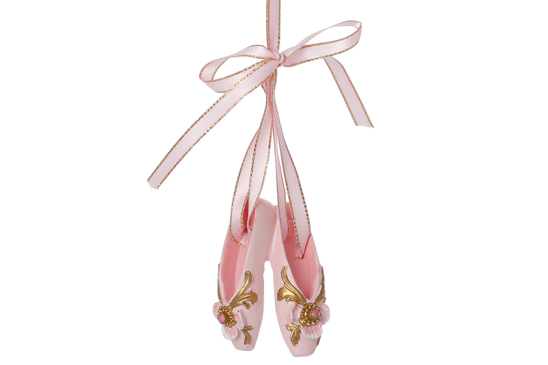 Pointe shoes ornament